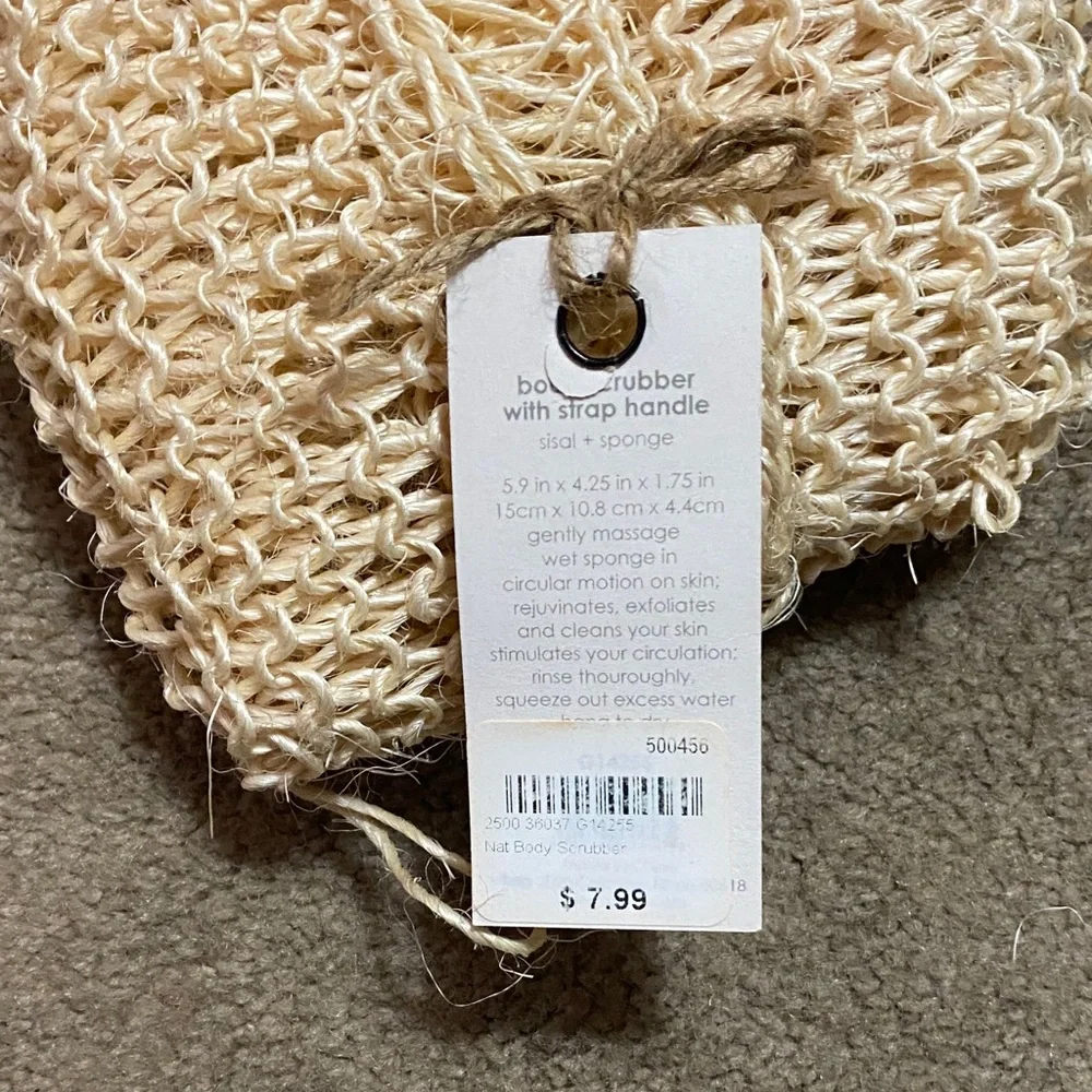 Tag Cream Loofah Exfoliating Scrubber